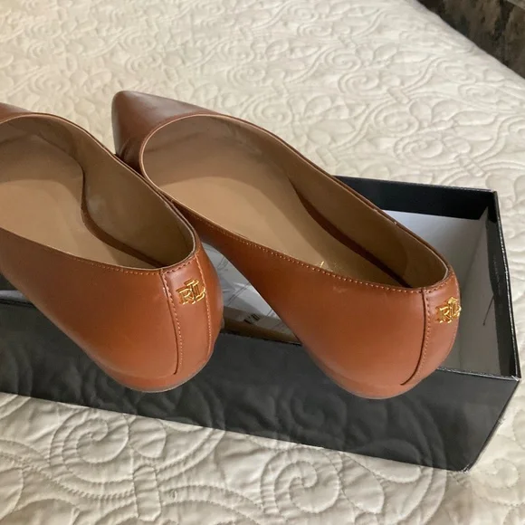 Women Ralph Lauren Londyn Burnished Leather Flats - Picture 4 of 5